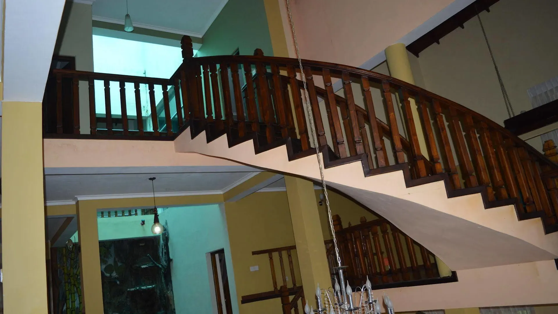 Elegante The Villa كاندي 0*,